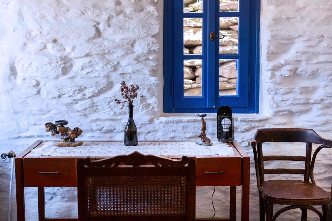 Traditional Village House On Kea Milopotamos  Exterior photo