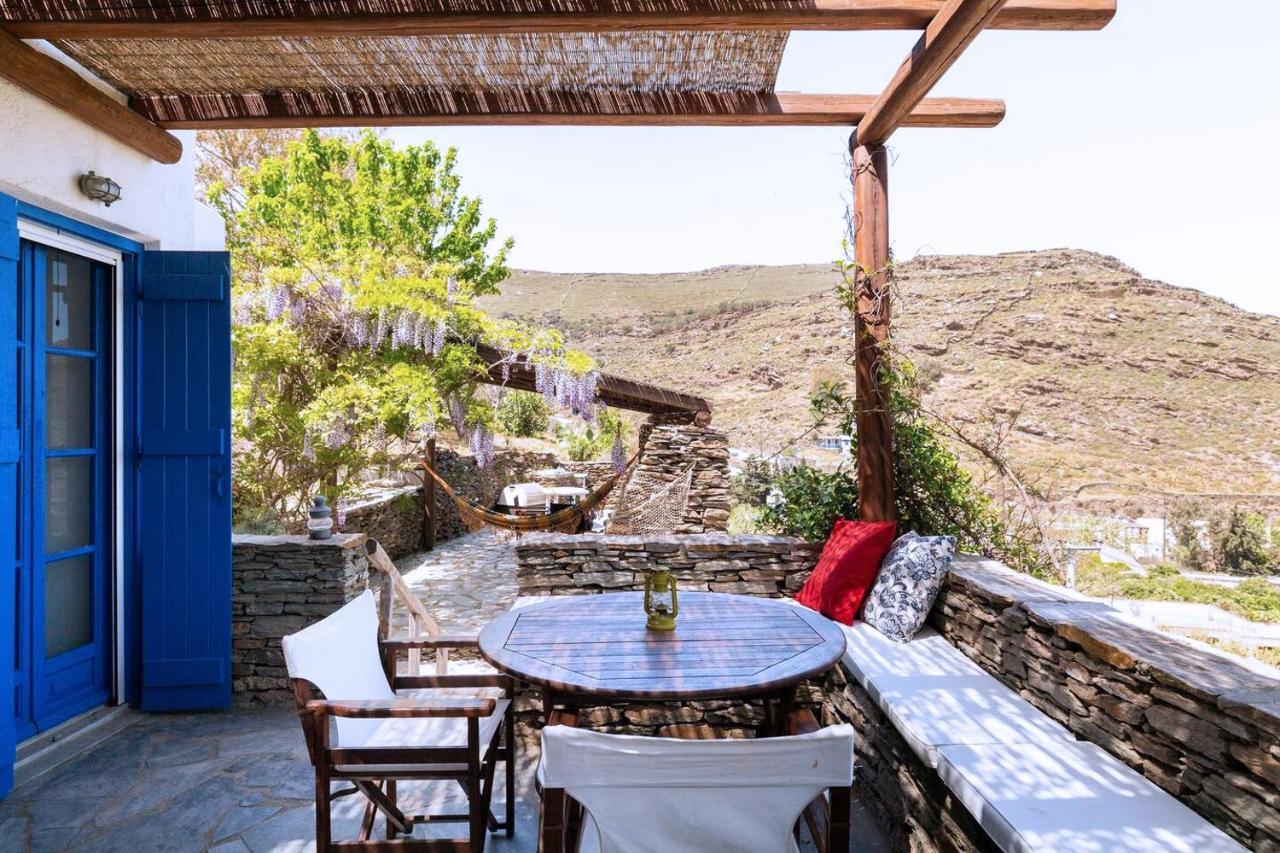 Traditional Village House On Kea Milopotamos  Exterior photo